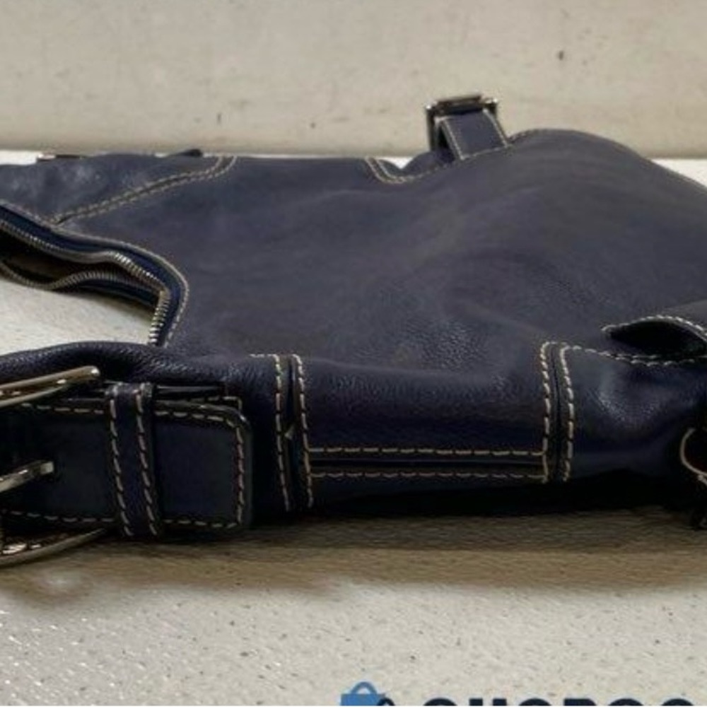 Michael Kors Blue Leather Shoulder Bag with Contrast Stitching - Picture 4 of 5